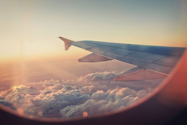 How Flight Attendants Can Beat Jetlag | WOC